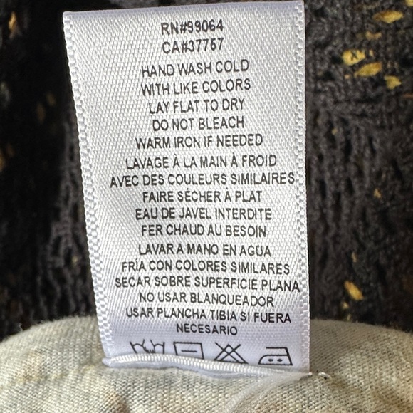 RVCA Black Knit High Waist Women's Shorts - Picture 6 of 7